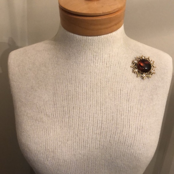 Vintage 1928 Brand Tortoise Shell Center Pin - Picture 8 of 11